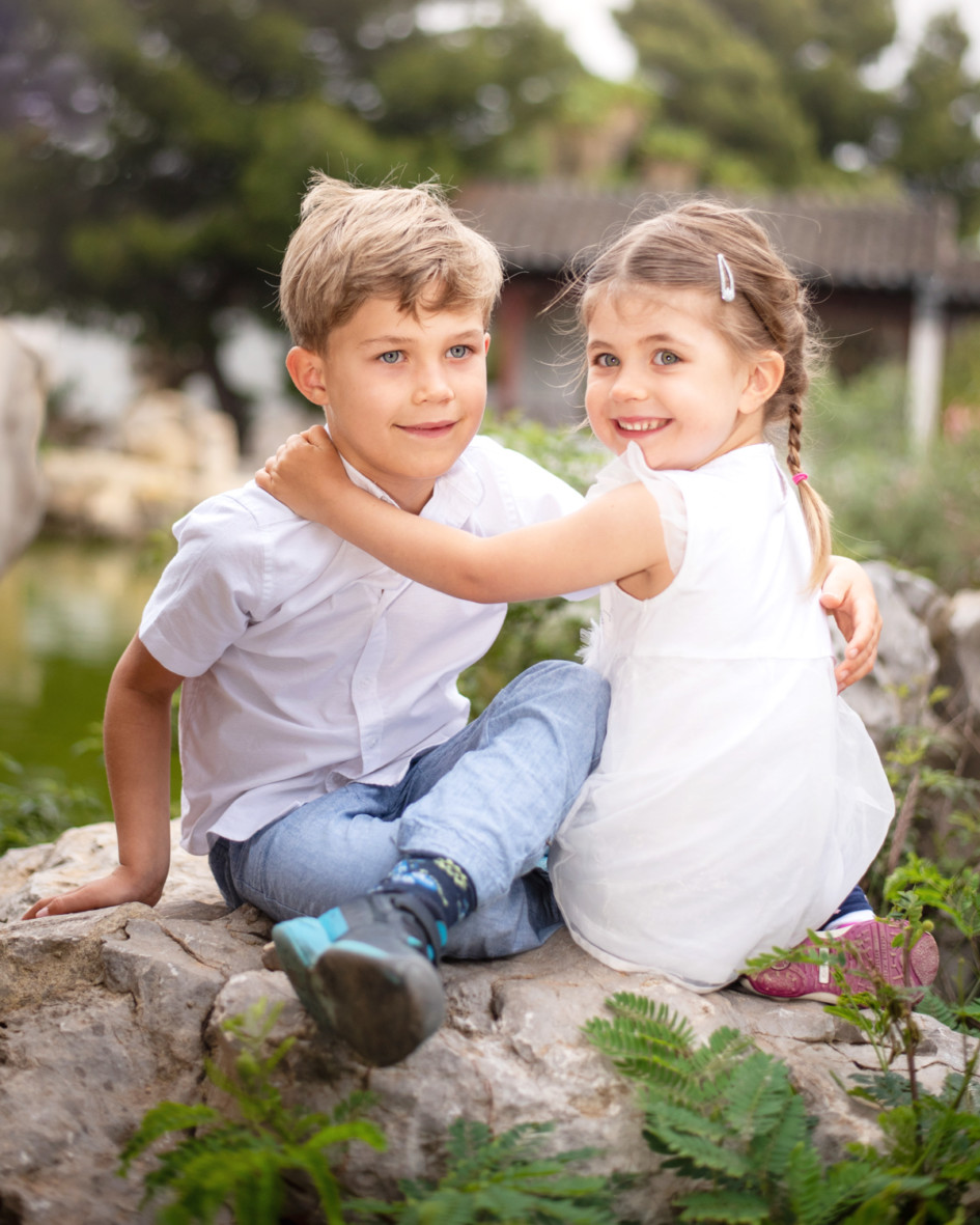 children in the garden